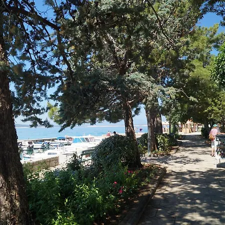 Apartment Kuca Grsko Selce